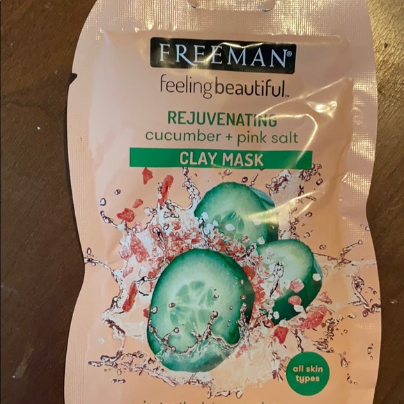 Freeman face mask bundle - Picture 2 of 6